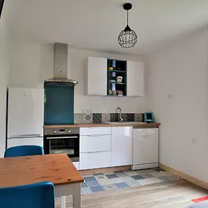 https://appartement-cosy-avec-terrasse.midi-pyreneeshotels.com